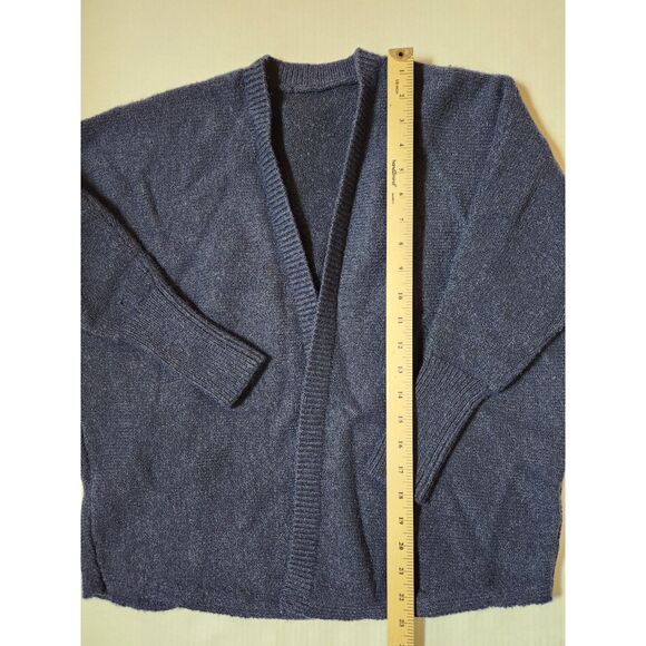 3-Piece Women's Small Bundle – Vest & Cardigans for Cold Weather - Picture 10 of 15